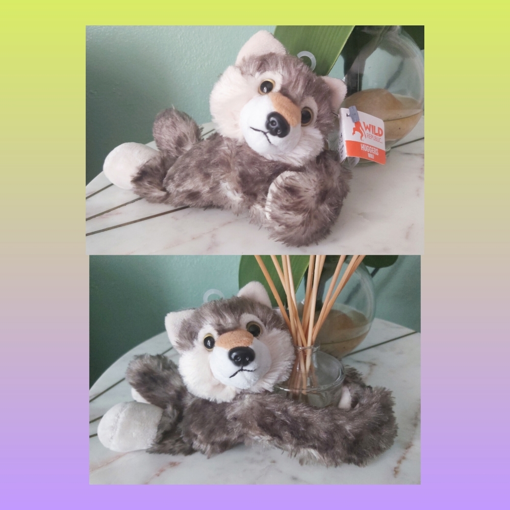 Wild Republic Huggers Wolf Strap Plush